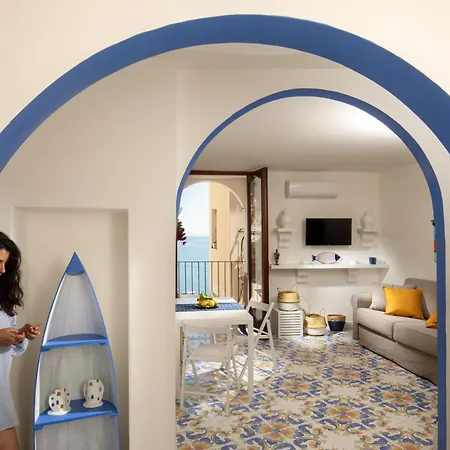 Apartment Daplace - Scalinata *